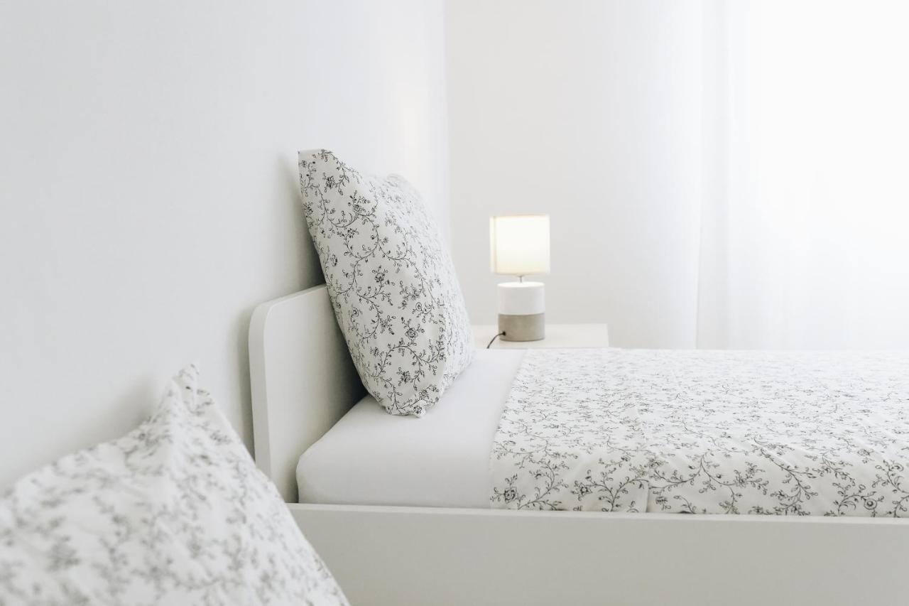 Host Wise - Sweet & Sunny Flat - Ace Location Lejlighed Quarteira Eksteriør billede